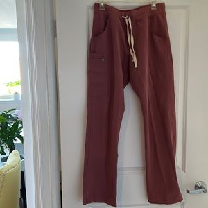 Figs Kade womens medium tall mauve scrub pants. Good condition, no stains